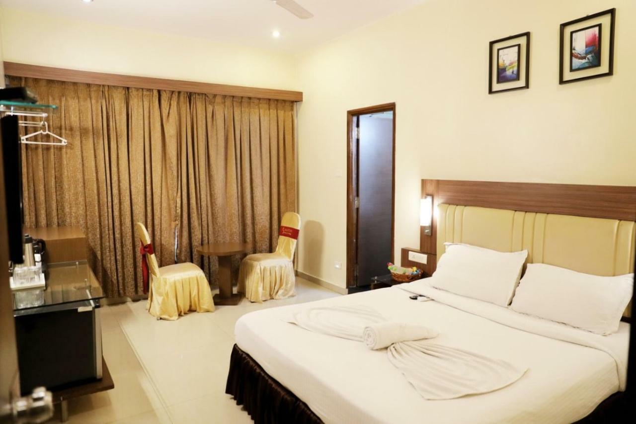 Hotel Swagath Grand Nagole Hyderabad Exterior foto